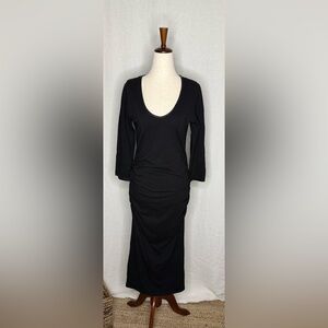 Sexy Michael Stars Black Knit V-Neck Bodycon Midi with Side Ruching
Size Large